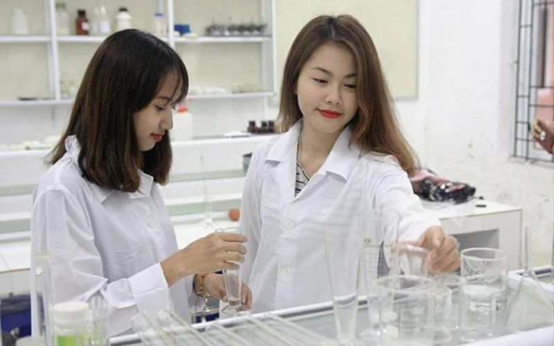 Khóa học Cao đẳng Kỹ thuật Dược 