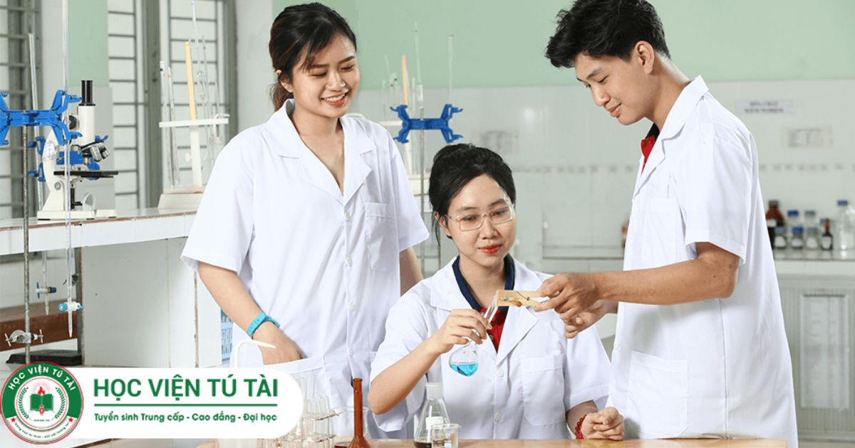 Tổng quan về ngành Dược học hệ vừa học vừa làm