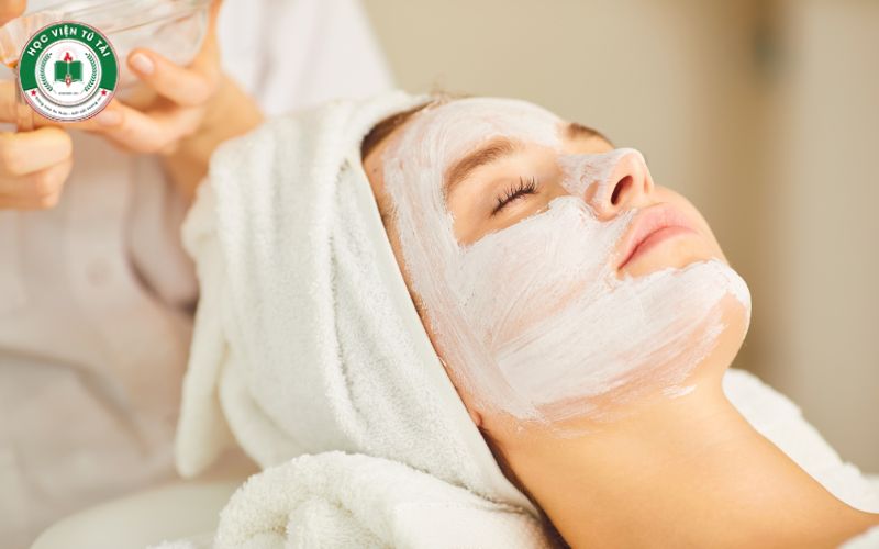 Việc làm ngành Chăm sóc sắc đẹp