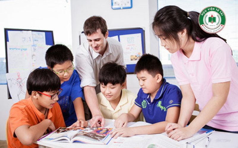 Đăng ký Khóa học Trung cấp Tiếng Anh uy tín 6 Xét tuyển Trung cấp Tiếng Anh