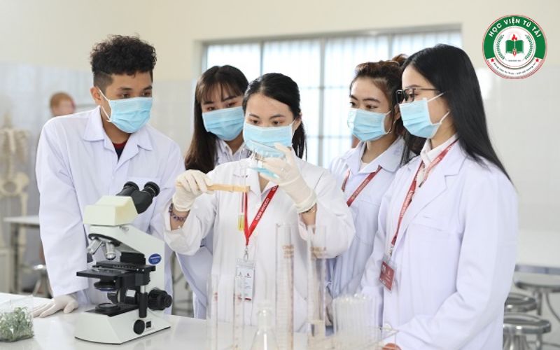 Tuyển sinh Trung cấp nghề Dược - Nhận bằng chính quy 5 Việc làm Trung cấp nghề Dược