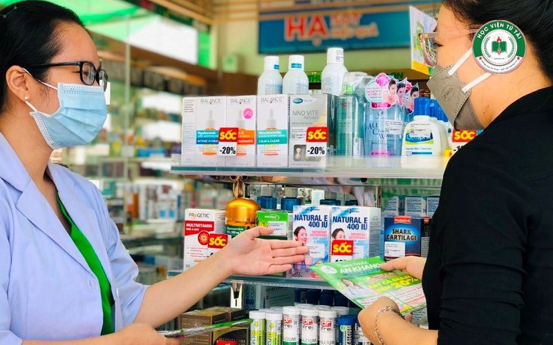 Bằng Trung cấp Dược có được mở quầy thuốc không? 5 Bằng Trung cấp Dược thì làm được gì?