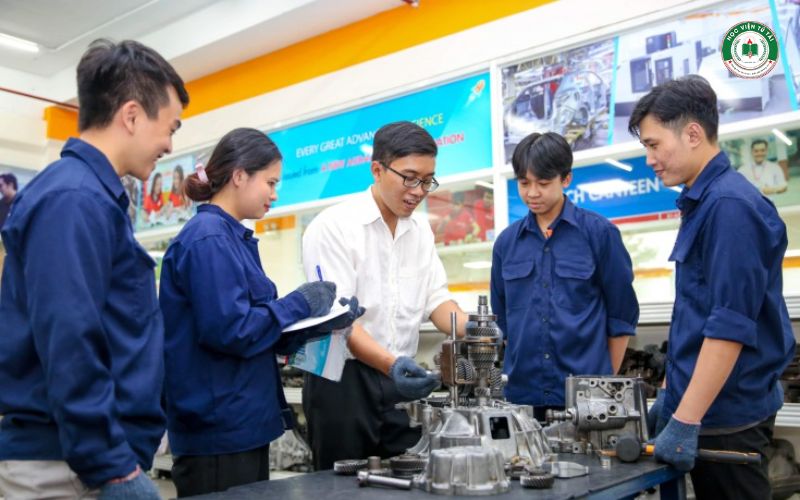 Học Trung cấp Công nghệ ô tô - Chương trình đào tạo chất lượng cao 5 Thời gian học Trung cấp Công nghệ ô tô