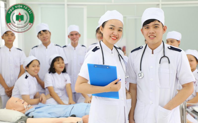 Những ưu điểm khi theo học Trung cấp Y sĩ Đa khoa Cấp tốc tại Học Viện Tú Tài