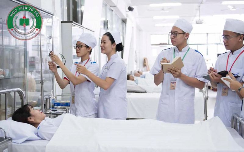 Tìm hiểu về Trung cấp Điều dưỡng Cấp tốc 