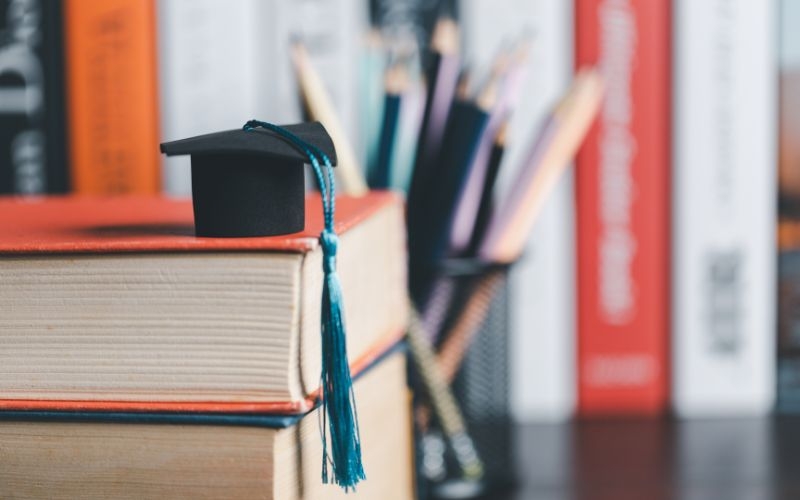 Văn bằng 2 Trung cấp Tiếng Trung trực tuyến: Thu nhập cao - Cơ hội mới 5 Cơ hội "nghề tay trái" cho người thích tự do với văn bằng 2 Trung cấp Tiếng Trung trực tuyến