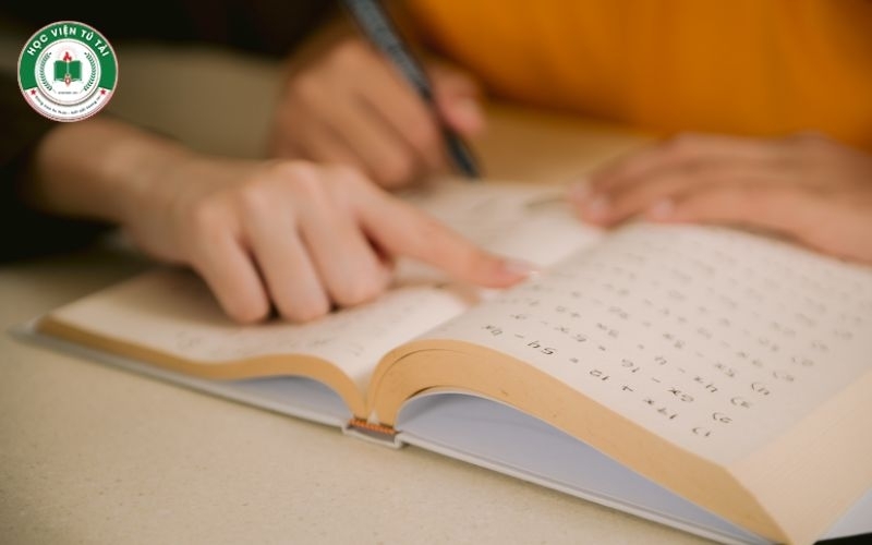 Văn bằng 2 Trung cấp tiếng Trung: "Vũ khí" nâng cao thu nhập 5 Lộ trình học Văn bằng 2 Trung cấp tiếng Trung linh hoạt