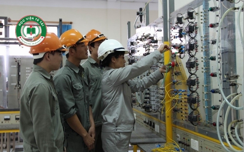 Giá trị pháp lý và thời gian đào tạo từ xa ngành Điện công nghiệp