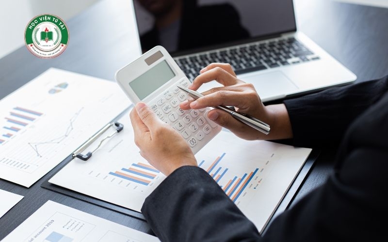 Có nên học ngành Kế toán online? Học ở đâu uy tín? 5 Tiêu chí cốt lõi để đánh giá một địa chỉ học tập uy tín