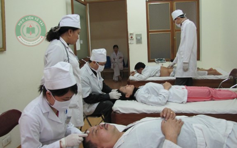 Thông tin tuyển sinh học ngành Y học cổ truyền học từ xa tại Học viện Tú Tài 