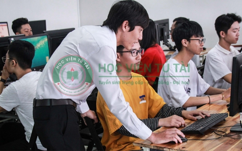Đăng ký học từ xa ngành Công nghệ Thông tin đơn giản nhanh chóng 6 Nên chọn học từ xa ngành công nghệ thông tin ở đâu uy tín?
