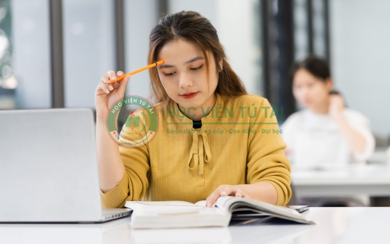 Học phí Trung cấp tiếng Trung bao nhiêu? Học ở đâu giá rẻ? 4 Học phí Trung cấp tiếng Trung hiện nay