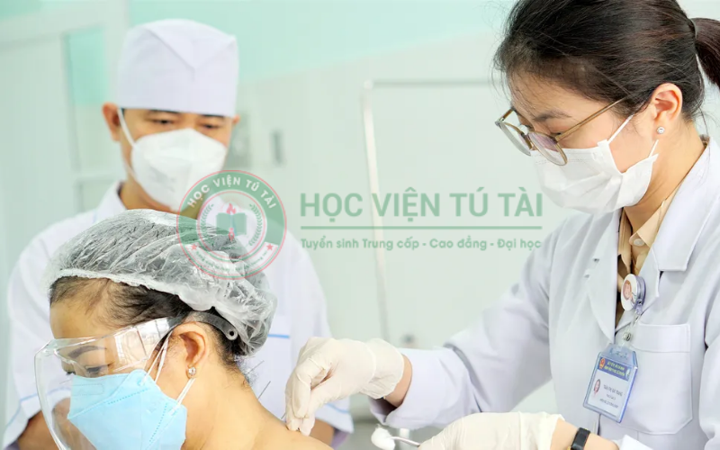 Chương trình liên thông Bác sĩ Y học cổ truyền có phải học lại từ đầu không?