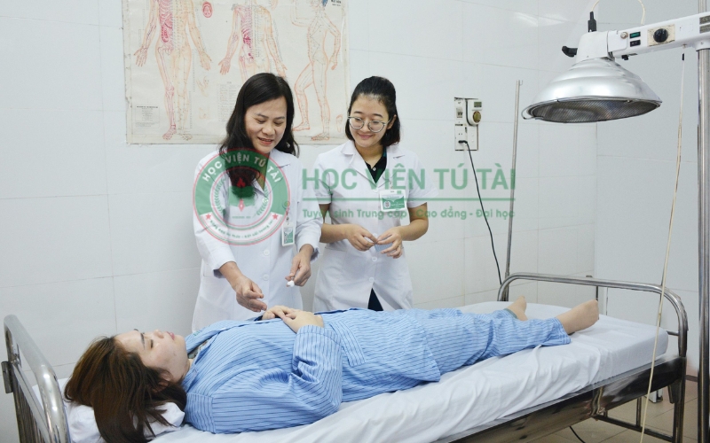 Điều kiện để Bác sĩ Y học cổ truyền mở phòng khám riêng 5 Điều kiện để Bác sĩ Y học cổ truyền mở phòng khám riêng