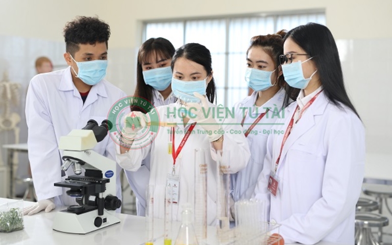 Học Dược từ xa chất lượng ở đâu?